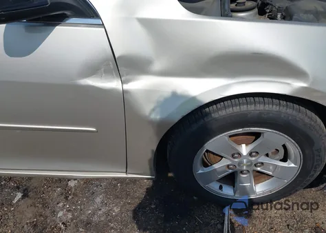 2014 Chevrolet Malibu 1Ls z USA, uszkodzony, nr VIN 1G11B5SL4EF151648